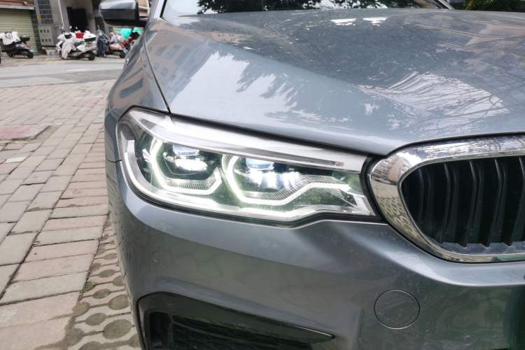 Used BMW 5 Series 2020 530i Sport Line M Sport Package Right Front Headlight