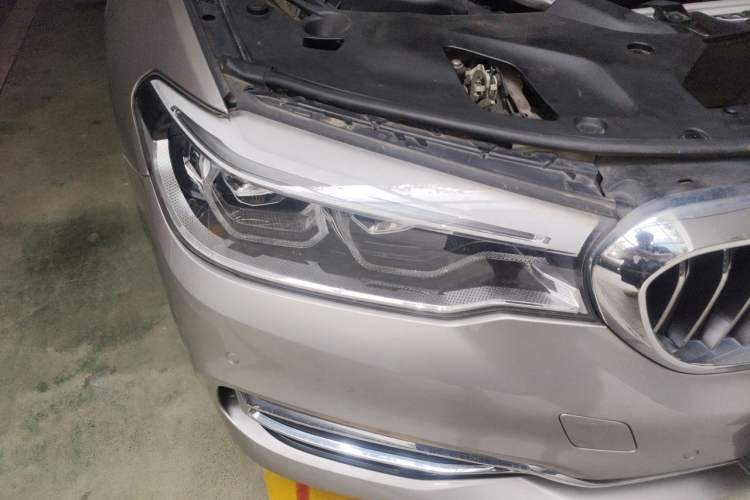 Used BMW 5 Series 2020 530Li Luxury Edition Premium Package Right Front Headlight