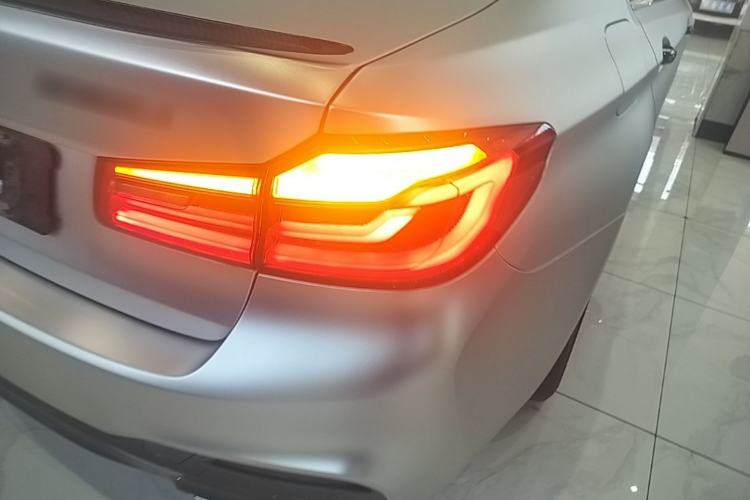 Used BMW 5 Series 2020 530Li xDrive M Sport Package Right Rear Taillight