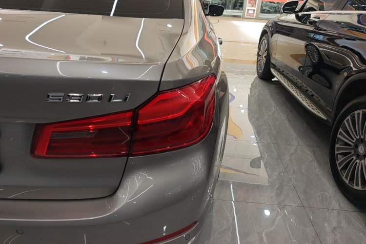 Used BMW 5 Series 2020 530Li Leading Edition Luxury Package Right Rear Taillight
