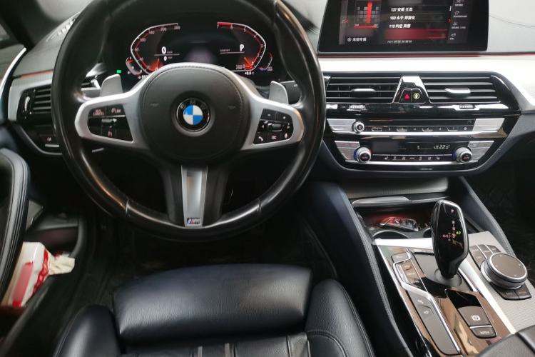 Used BMW 5 Series 2020 530i Sport Line M Sport Package Steering Wheel