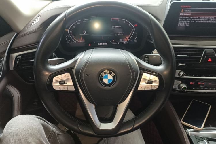 Used BMW 5 Series 2020 525Li Luxury Package Steering Wheel