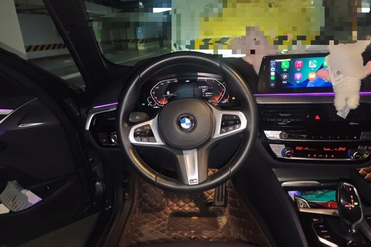 Used BMW 5 Series 2020 525i M Sport Package Steering Wheel