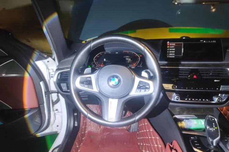 Used BMW 5 Series 2020 530Li Leading Model M Sport Package Steering Wheel