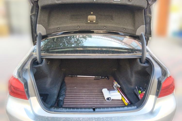 Used BMW 5 Series 2020 530Li xDrive Luxury Package Trunk