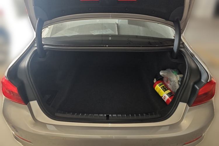 Used BMW 5 Series 2020 530Li Leading Edition Luxury Package Trunk