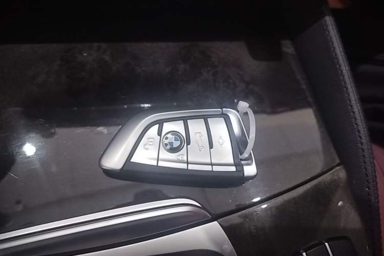 Used BMW 5 Series 2020 530Li xDrive M Sport Package Vehicle Key