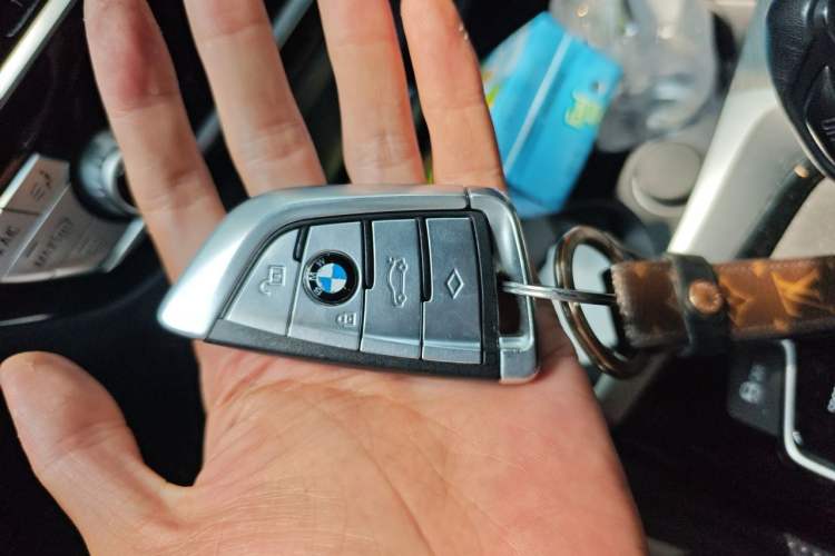 Used BMW 5 Series 2020 530i Sport Line M Sport Package Vehicle Key