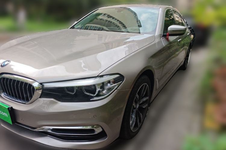 BMW 5 Series 2020 525Li Luxury Package مستعملة Guazi used car, China used car export, Used car for sale, Used  cars, Cheapest cars for sale