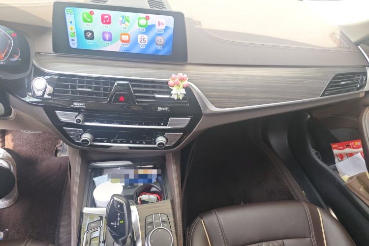 Used BMW 5 Series 2020 530Li xDrive Luxury Package Audio And AC Panel