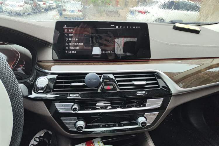 Used BMW 5 Series 2020 525Li Luxury Package Audio And AC Panel