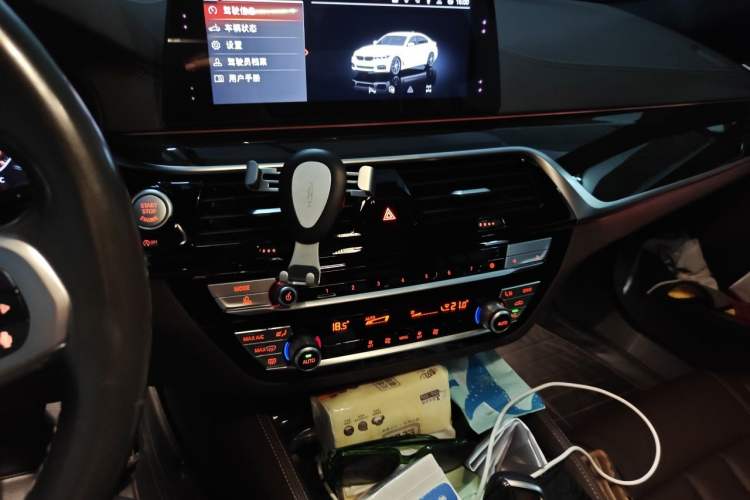 Used BMW 5 Series 2020 525Li M Sport Package Audio And AC Panel