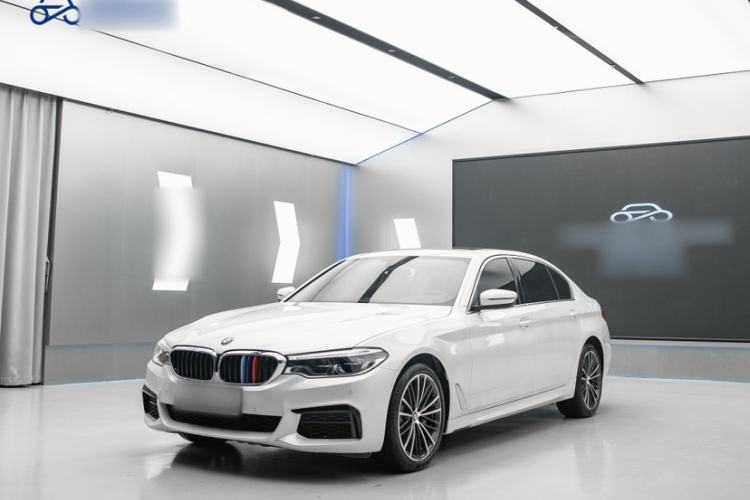 Used BMW 5 Series 2020 530Li Leading Model M Sport Package Guazi used car, China used car export, Used car for sale, Used cars, Cheapest cars for sale