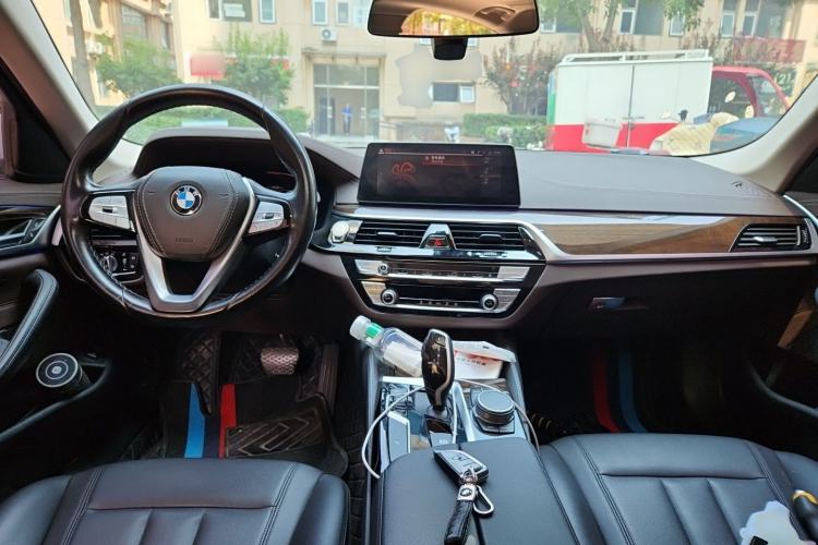 Used BMW 5 Series 2020 525Li Luxury Package Center Console
