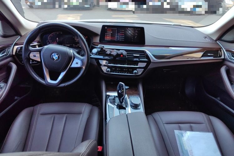 Used BMW 5 Series 2020 525Li Luxury Package Center Console