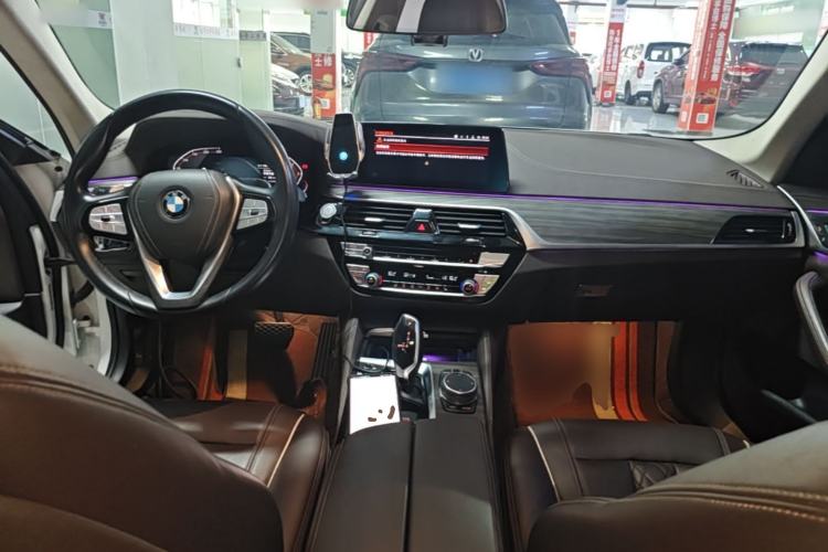 Used BMW 5 Series 2020 530Li Leading Edition Luxury Package Center Console