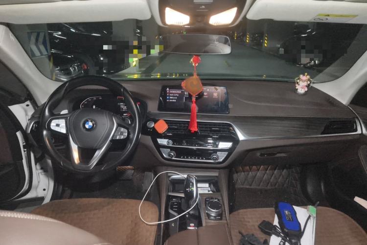 Used BMW 5 Series 2020 530Li Leading Edition Luxury Package Center Console