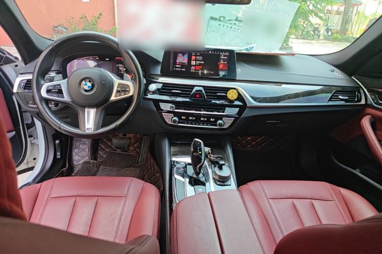 Used BMW 5 Series 2020 530Li Leading Model M Sport Package Center Console
