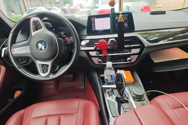 Used BMW 5 Series 2020 530Li Leading Model M Sport Package Center Console
