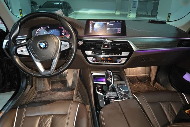 Used BMW 5 Series 2020 530Li Leading Edition Luxury Package Center Console