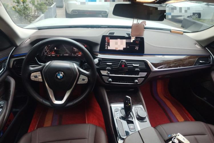 Used BMW 5 Series 2020 525Li Luxury Package Center Console