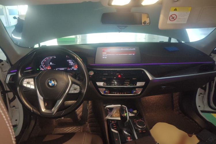 Used BMW 5 Series 2020 525Li Luxury Package Center Console