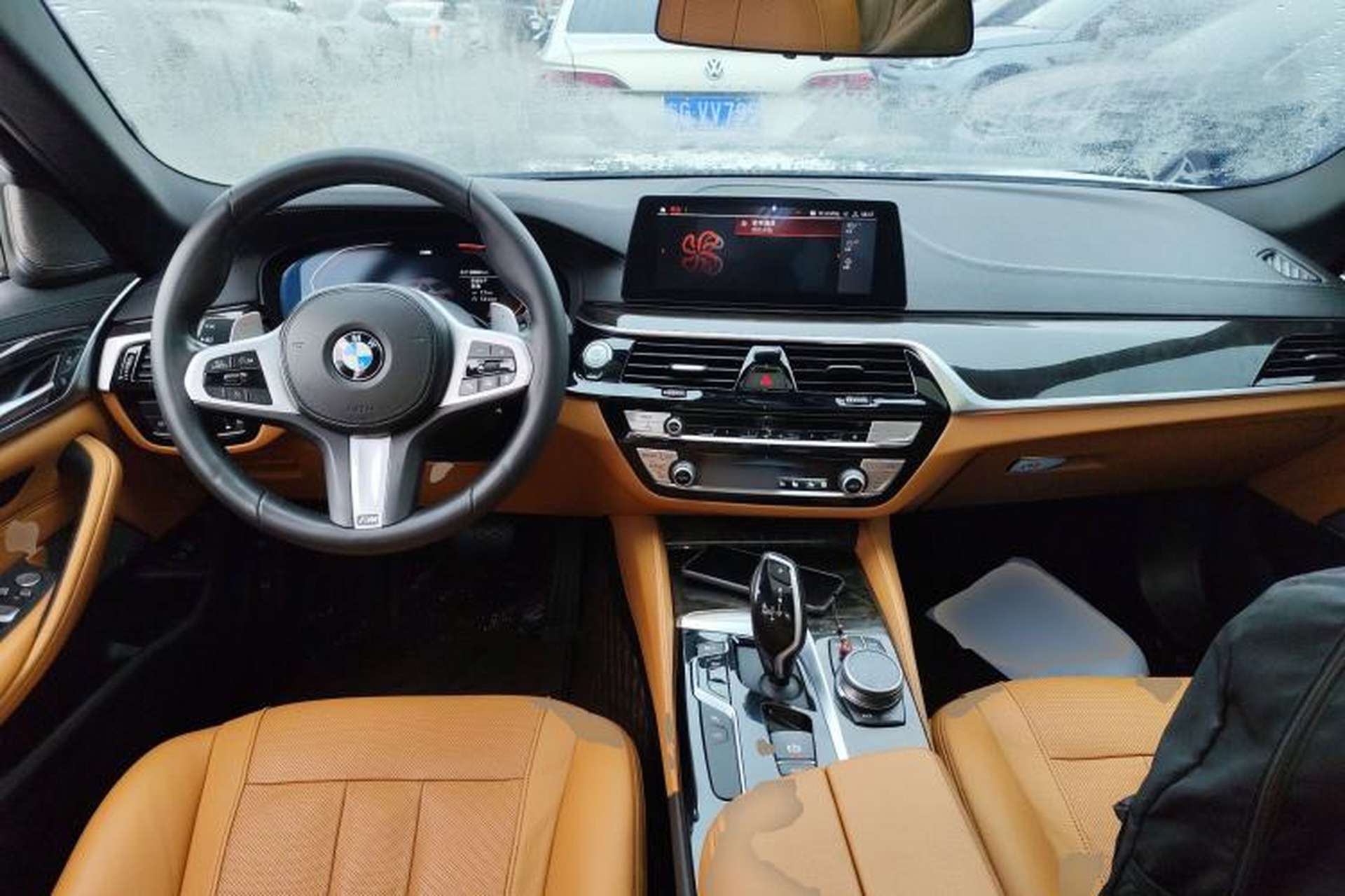 Used BMW 5 Series 2020 530Li Luxury Edition M Sport Package Center Console
