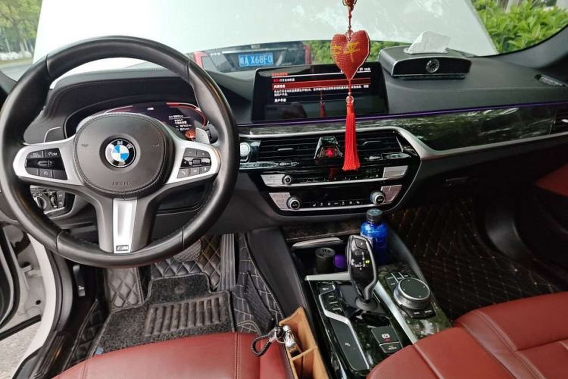 Used BMW 5 Series 2020 530Li Leading Model M Sport Package Center Console