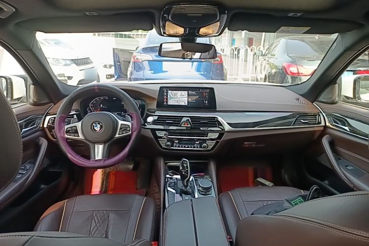 Used BMW 5 Series 2020 530Li Luxury Edition M Sport Package Center Console