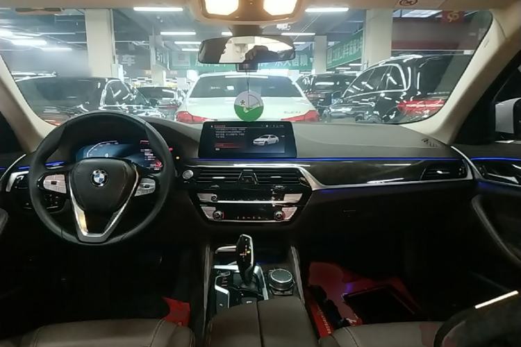Used BMW 5 Series 2020 525Li Luxury Package Center Console
