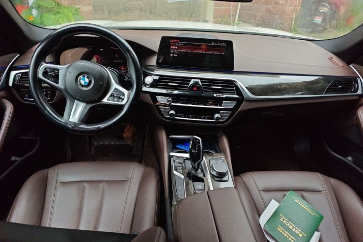 Used BMW 5 Series 2020 525Li M Sport Package Center Console