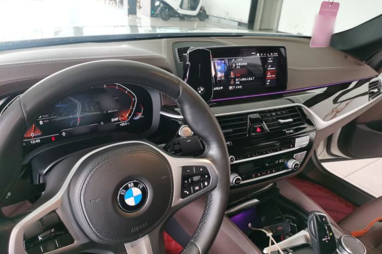 Used BMW 5 Series 2020 525Li M Sport Package Center Console
