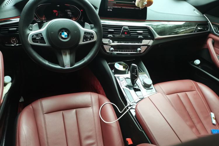 Used BMW 5 Series 2020 530Li xDrive M Sport Package Center Console
