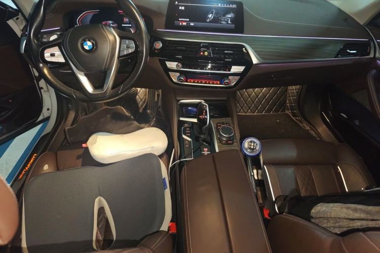 Used BMW 5 Series 2020 530Li Luxury Edition Premium Package Center Console