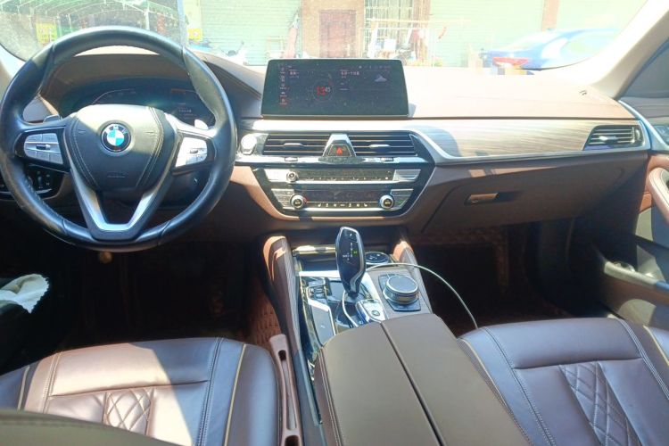 Used BMW 5 Series 2020 530Li Leading Edition Luxury Package Center Console
