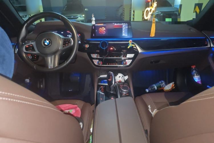 Used BMW 5 Series 2020 525Li M Sport Package Center Console
