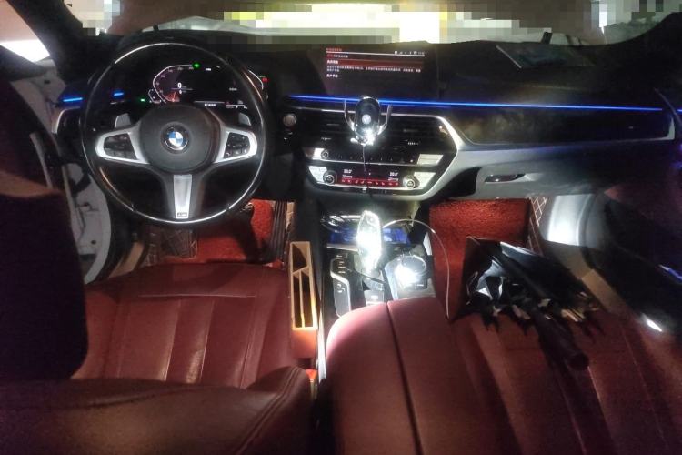 Used BMW 5 Series 2020 530Li Luxury Edition M Sport Package Center Console