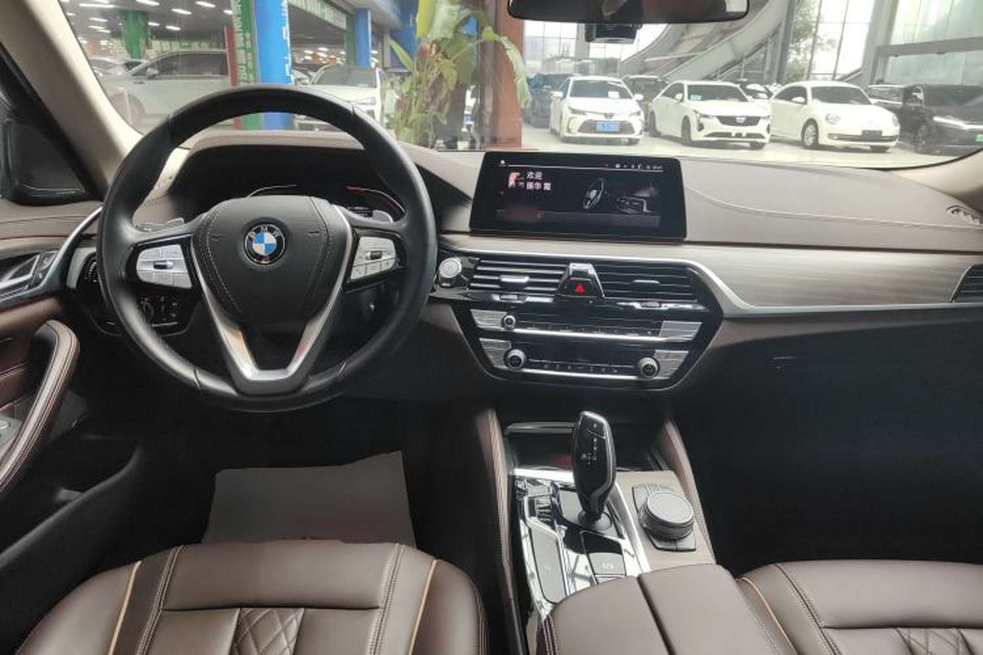 Used BMW 5 Series 2020 530Li Leading Edition Luxury Package Center Console