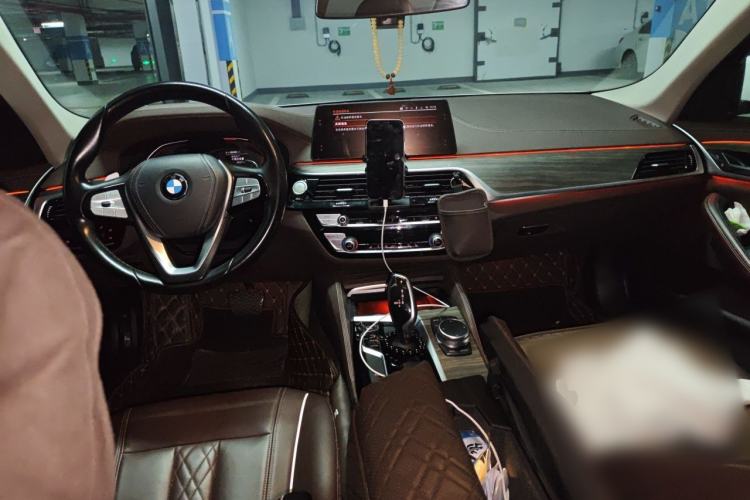 Used BMW 5 Series 2020 530Li Leading Edition Luxury Package Center Console