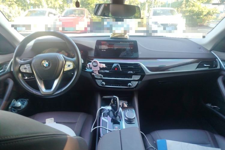 Used BMW 5 Series 2020 525Li Luxury Package Center Console