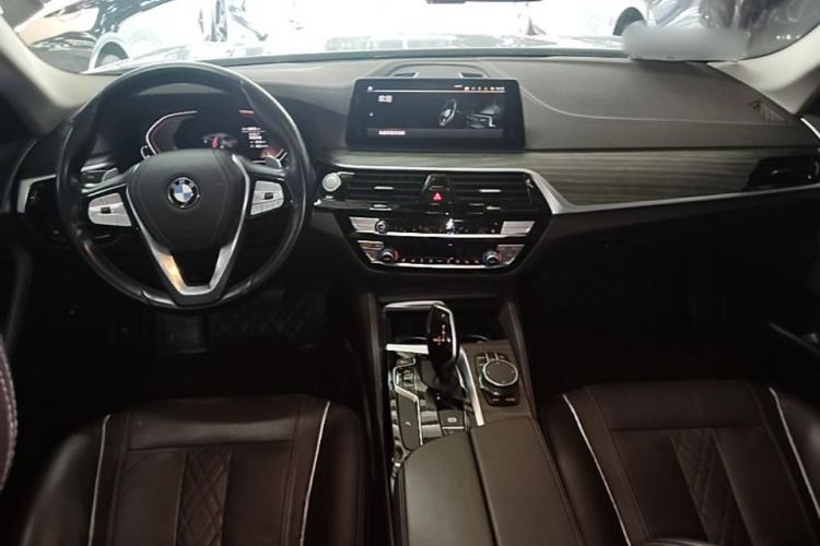Used BMW 5 Series 2020 530Li Leading Edition Luxury Package Center Console