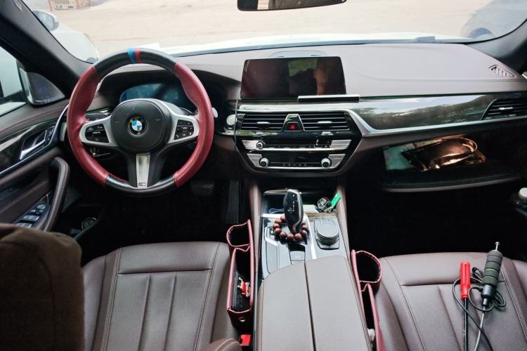 Used BMW 5 Series 2020 525Li M Sport Package Center Console