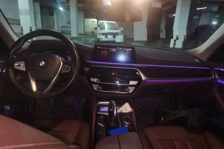 Used BMW 5 Series 2020 525Li Luxury Package Center Console