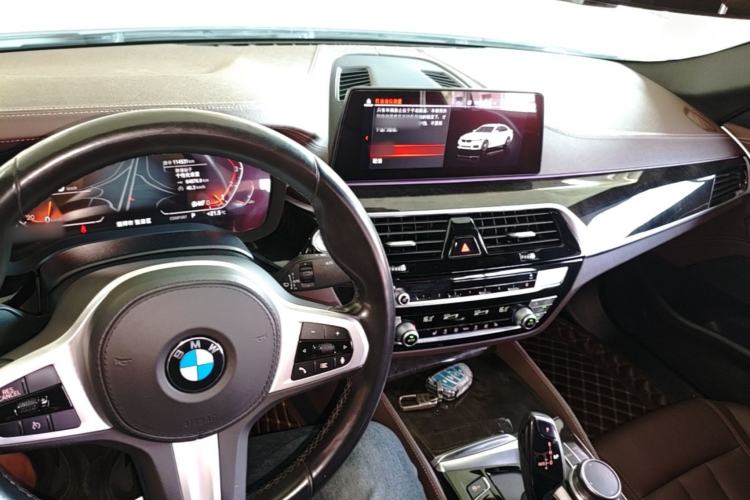 Used BMW 5 Series 2020 525Li M Sport Package Center Console