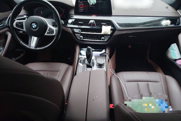 Used BMW 5 Series 2020 525Li M Sport Package Center Console