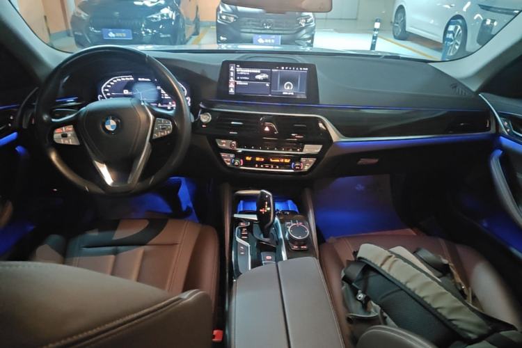 Used BMW 5 Series 2020 525Li Luxury Package Center Console