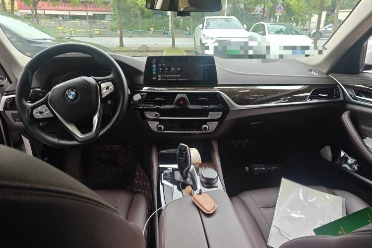 Used BMW 5 Series 2020 525Li Luxury Package Center Console