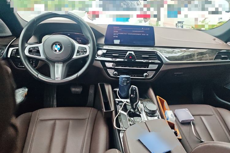 Used BMW 5 Series 2020 525Li M Sport Package Center Console