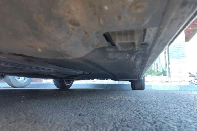 Used BMW 5 Series 2020 525Li Luxury Package Chassis Front Left