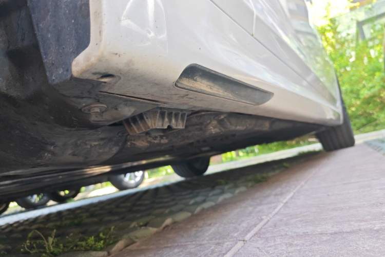 Used BMW 5 Series 2020 530Li Leading Model M Sport Package Chassis Front Left